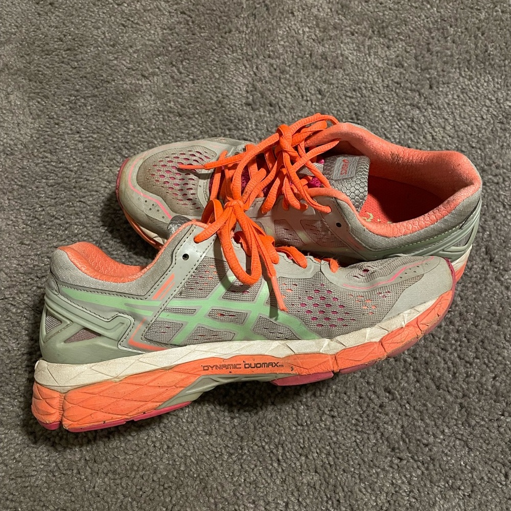 ASICS Women’s Gel Kayano 22 Athletic Shoes